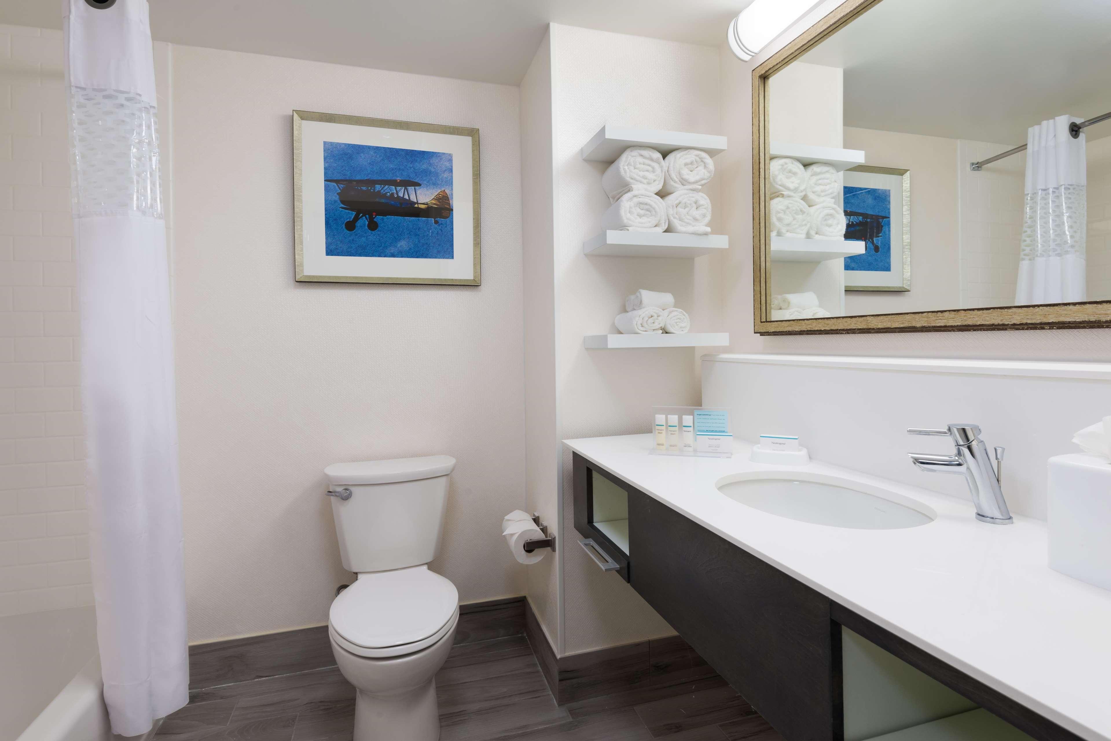 Hampton Inn & Suites Tampa Airport Avion Park Westshore Exteriér fotografie